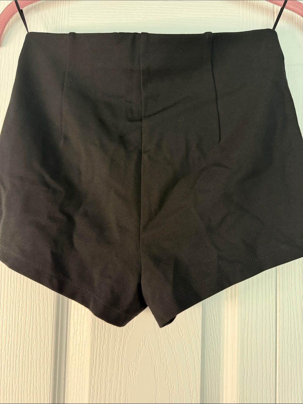 SKIMS The Essential Pants High Waist Hot Short - Obsidian Small - Picture 8 of 12
